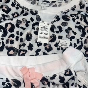 MEDIUM JENNI CHEETA PAJAMAS